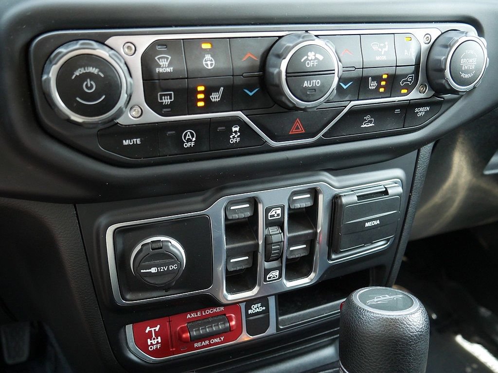 Used 2020 Jeep Gladiator Mojave w/ LED Lighting Group AWD/4WD image 43