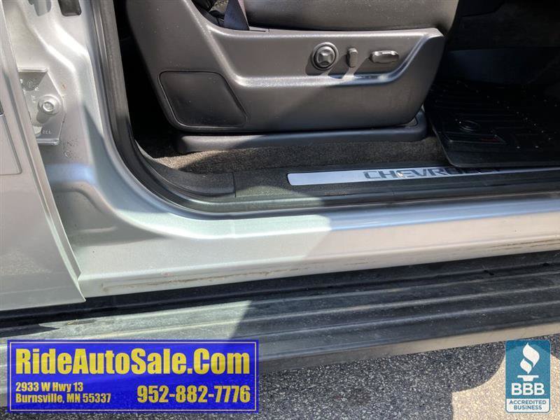 Used 2013 Chevrolet Avalanche LTZ AWD/4WD image 38
