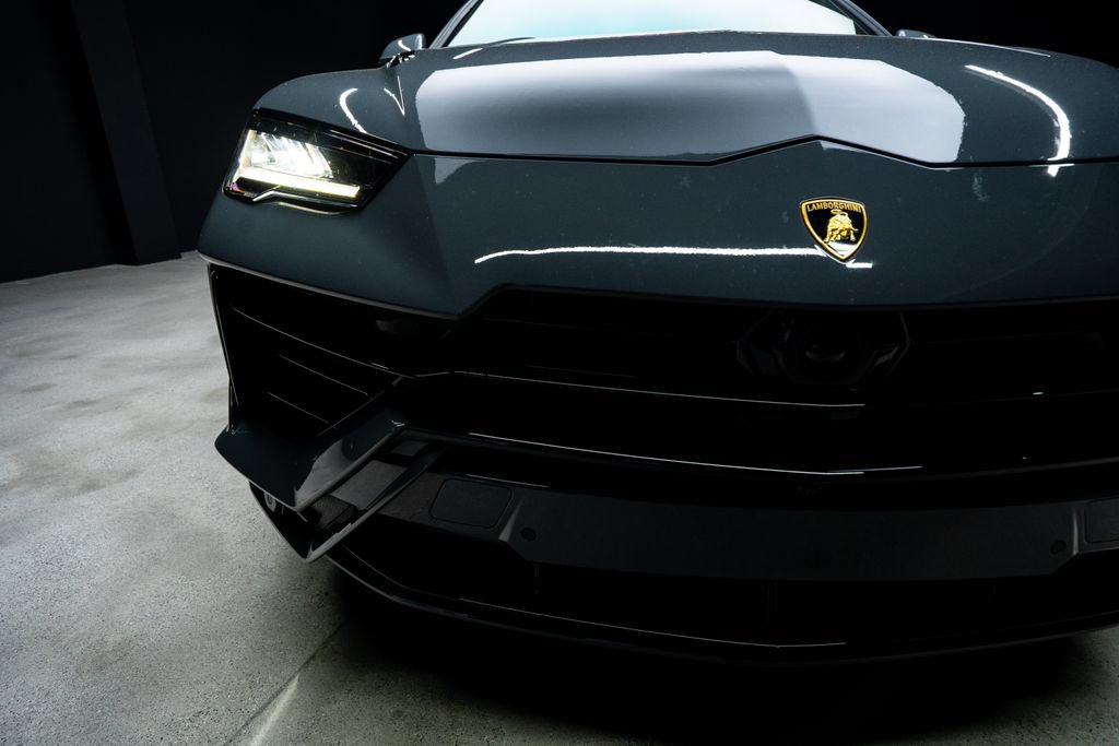 Used 2023 Lamborghini Urus S AWD/4WD image 7