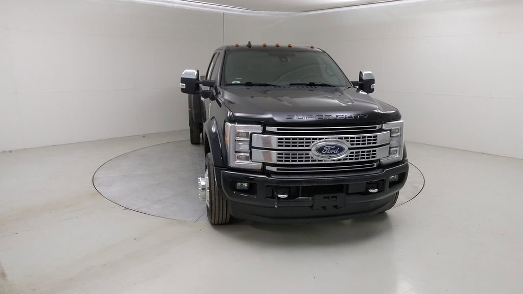 Certified 2019 Ford F450 Platinum w/ Platinum Ultimate Package image 11