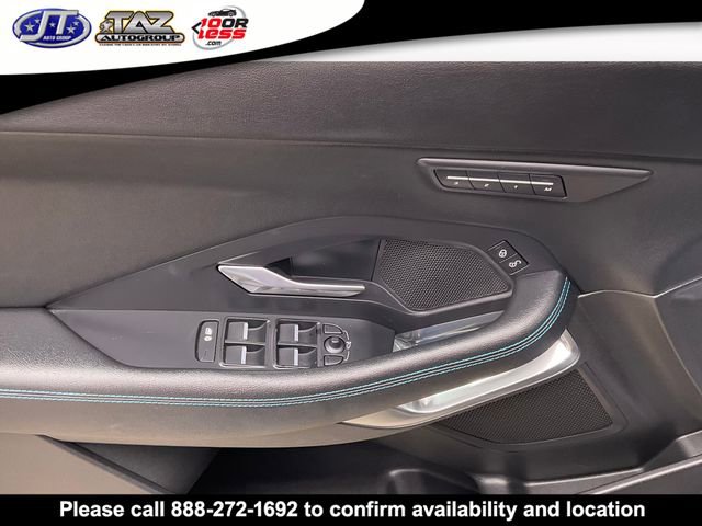 Used 2020 Jaguar E-PACE R-Dynamic S image 11