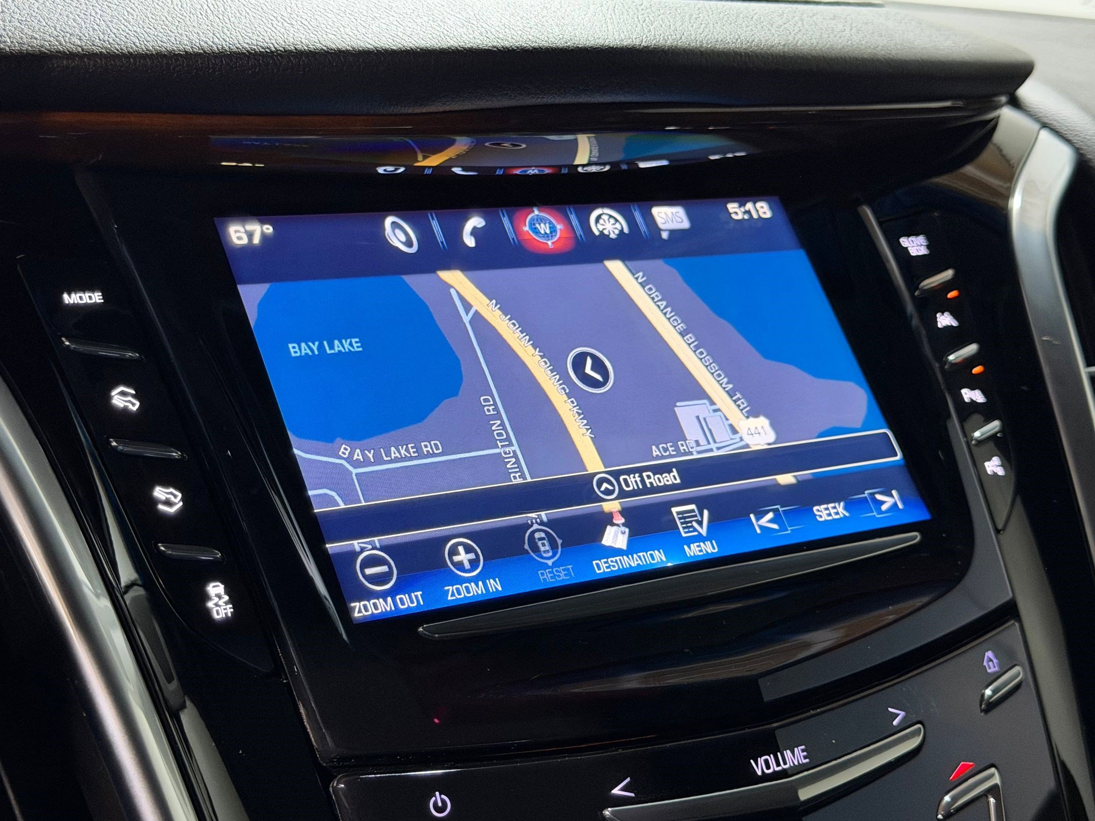 Used 2019 Cadillac Escalade Premium Luxury AWD/4WD image 30
