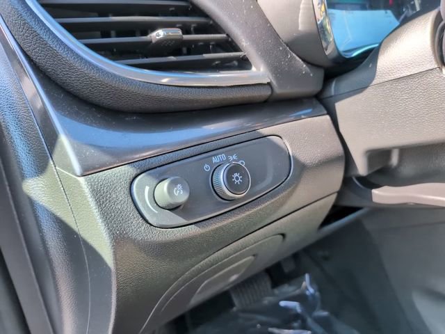 Used 2020 Buick Encore Preferred w/ Safety Package image 11