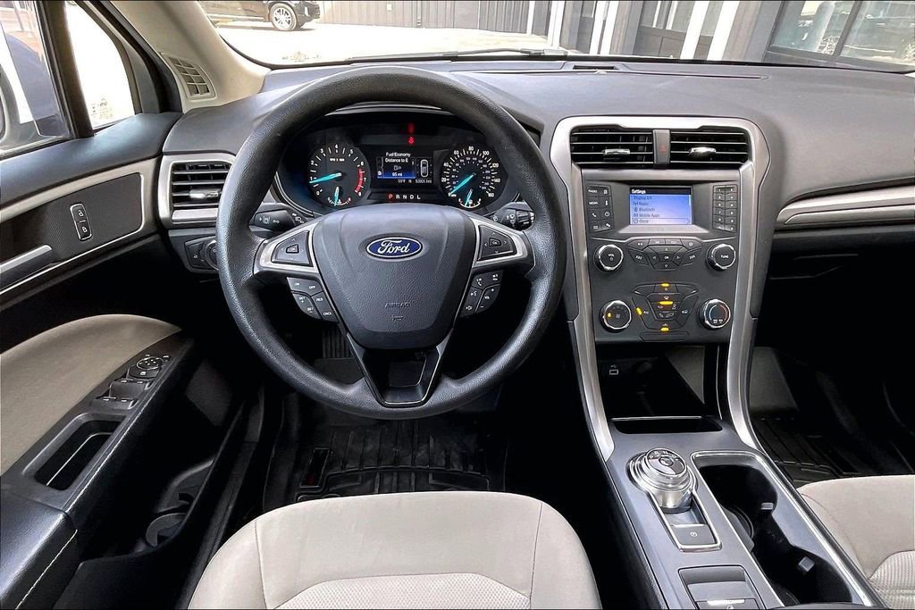 Used 2020 Ford Fusion S image 5