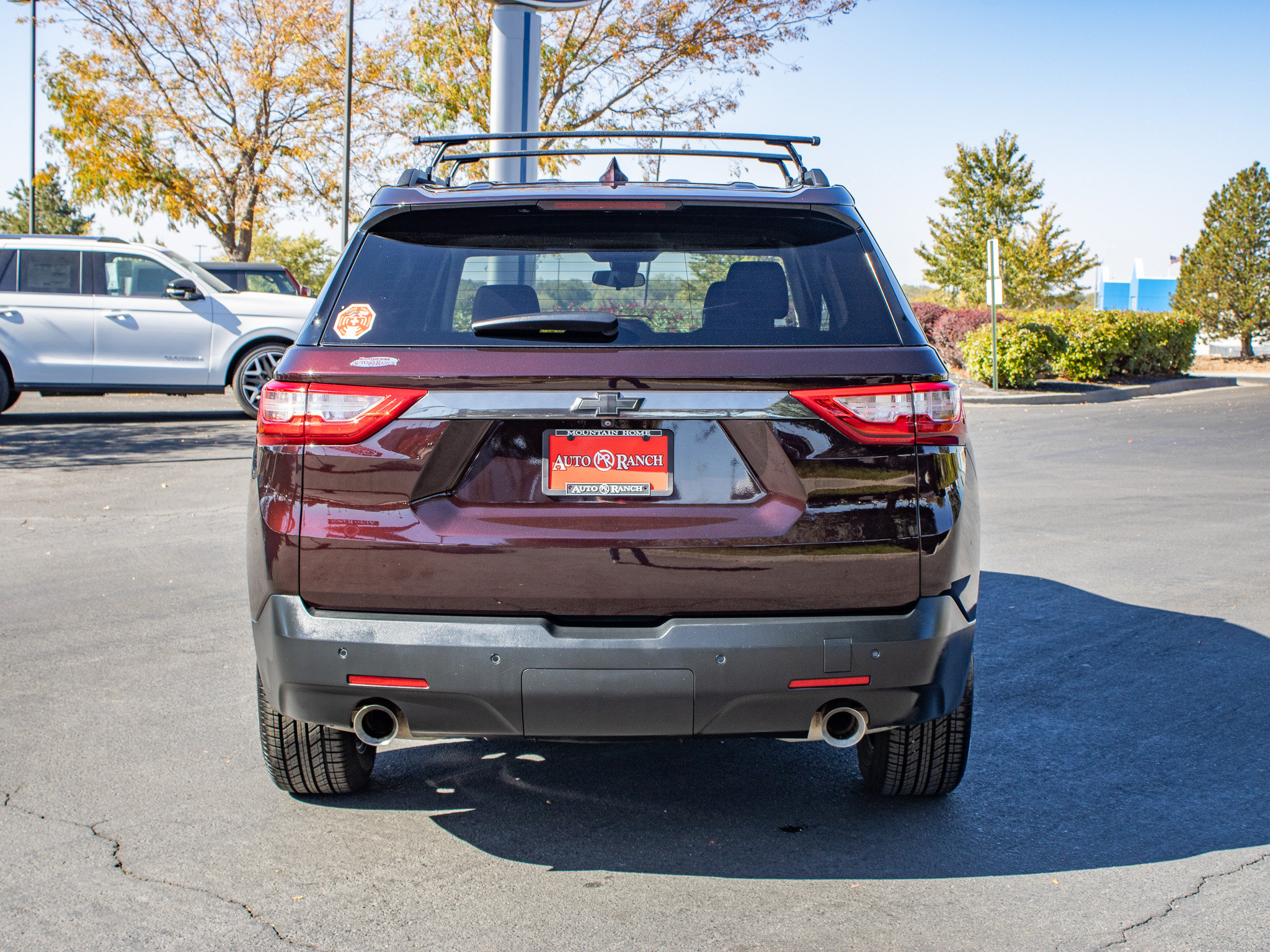 Used 2021 Chevrolet Traverse LT w/ LPO, Blackout Package AWD/4WD image 7