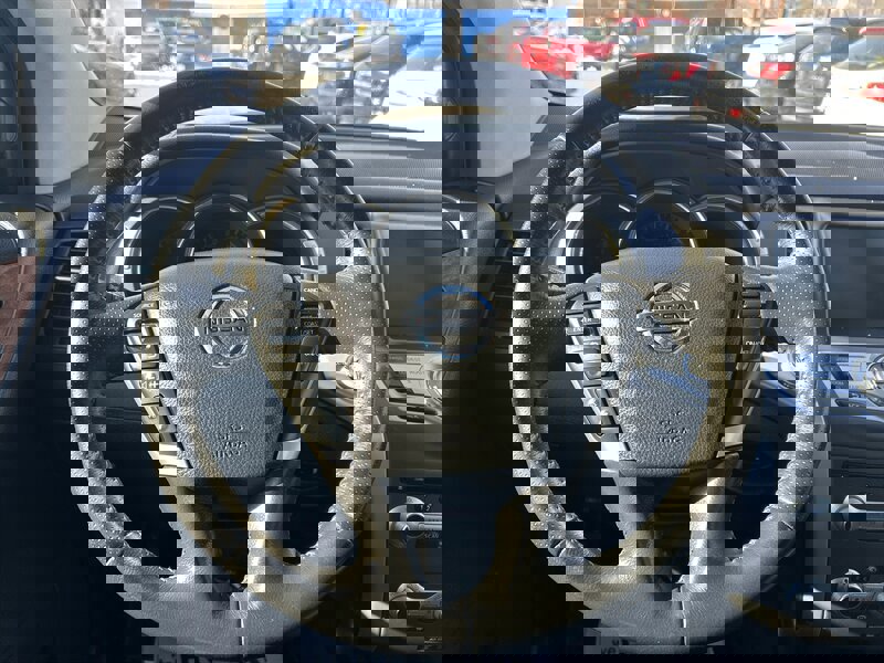 Used 2013 Nissan Murano LE w/ Platinum Pkg image 14