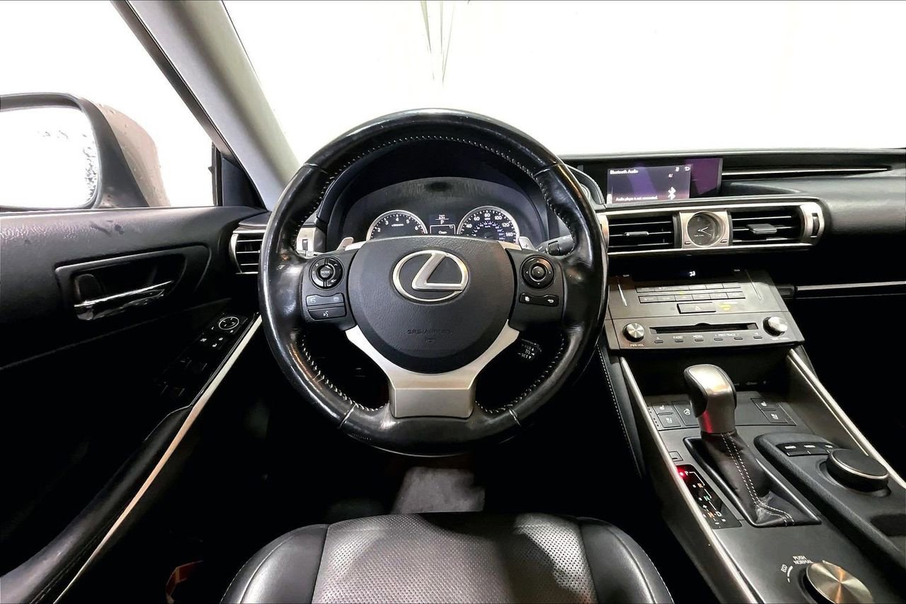 Used 2016 Lexus IS 300 AWD w/ Premium Package image 14