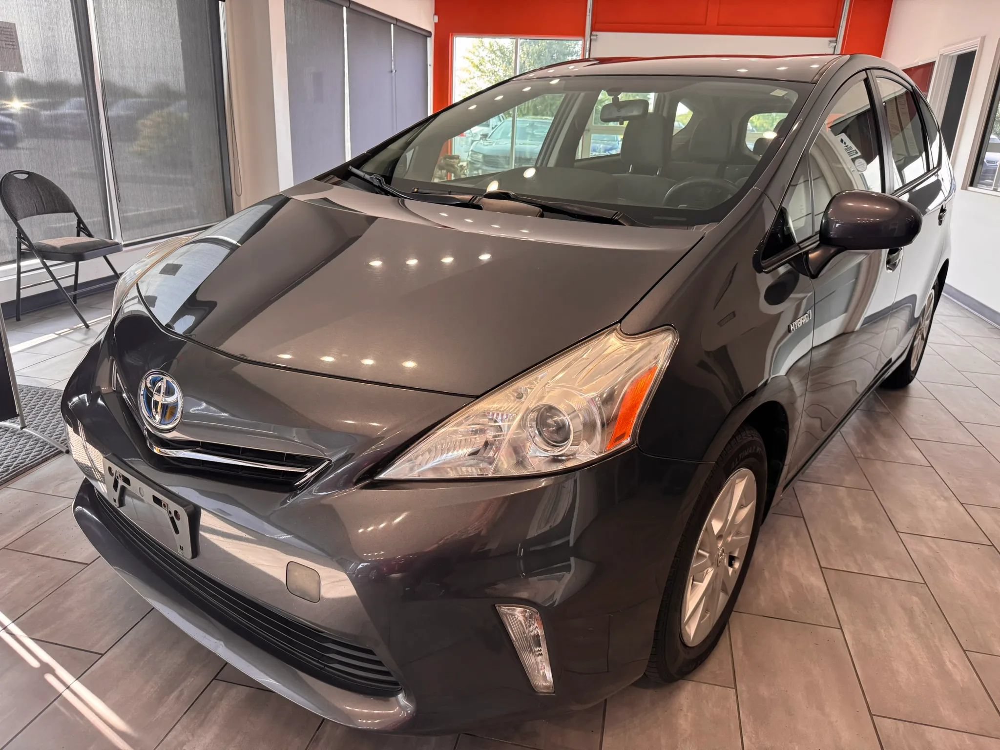 Used 2012 Toyota Prius V Three FWD image 4
