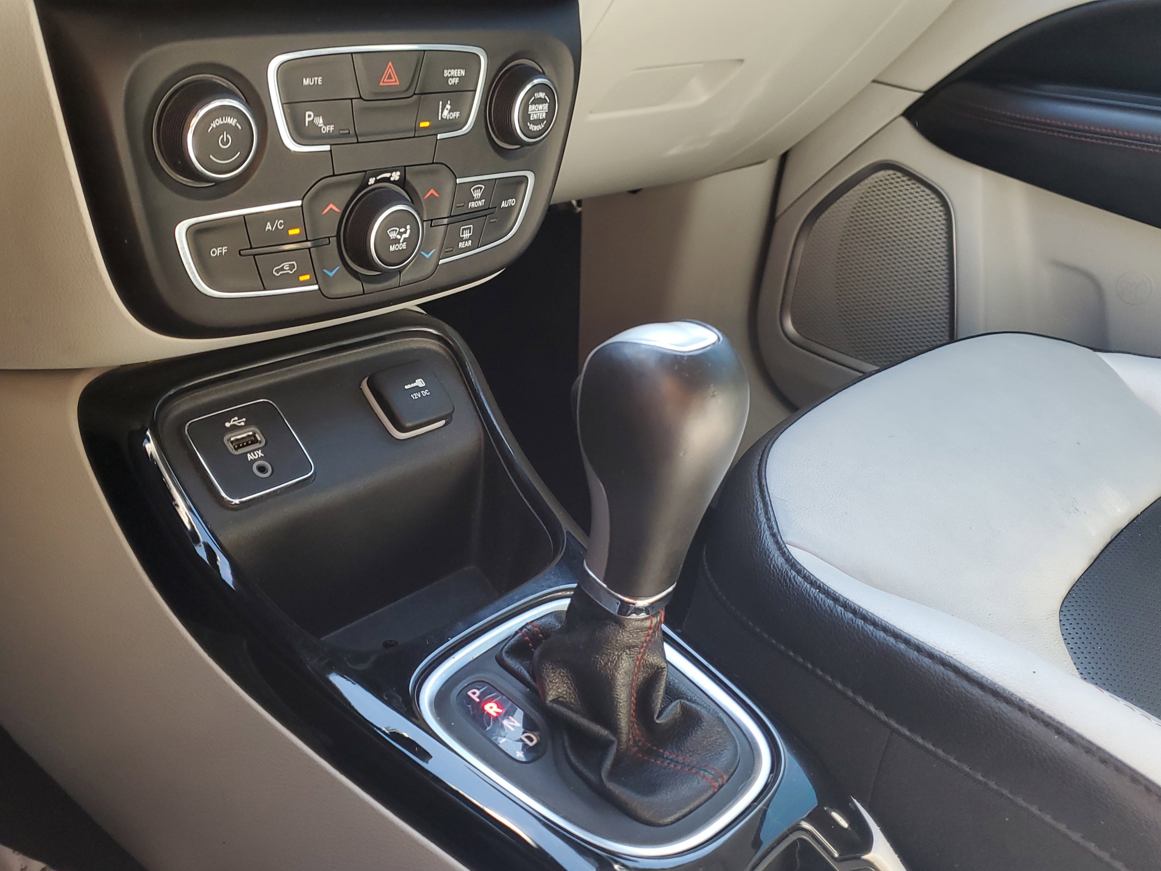 Used 2018 Jeep Compass Limited w/ Navigation Group image 27