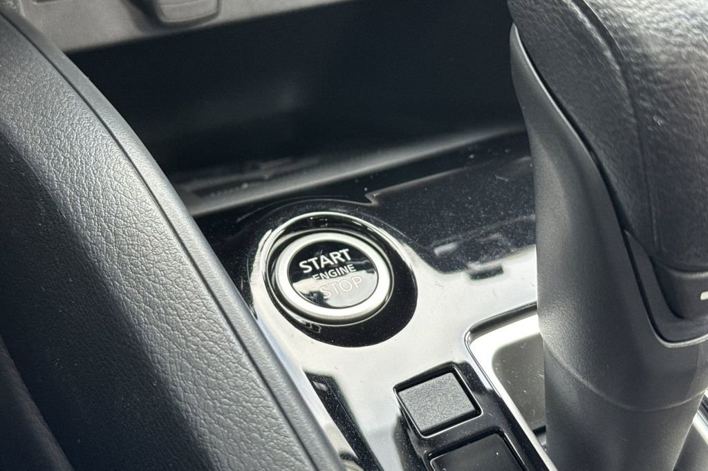 New 2025 Nissan Versa SV w/ Trunk Package image 18