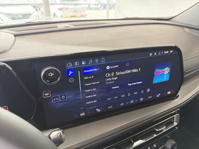 New 2026 Chevrolet Traverse LT w/ Midnight/Sport Edition image 26