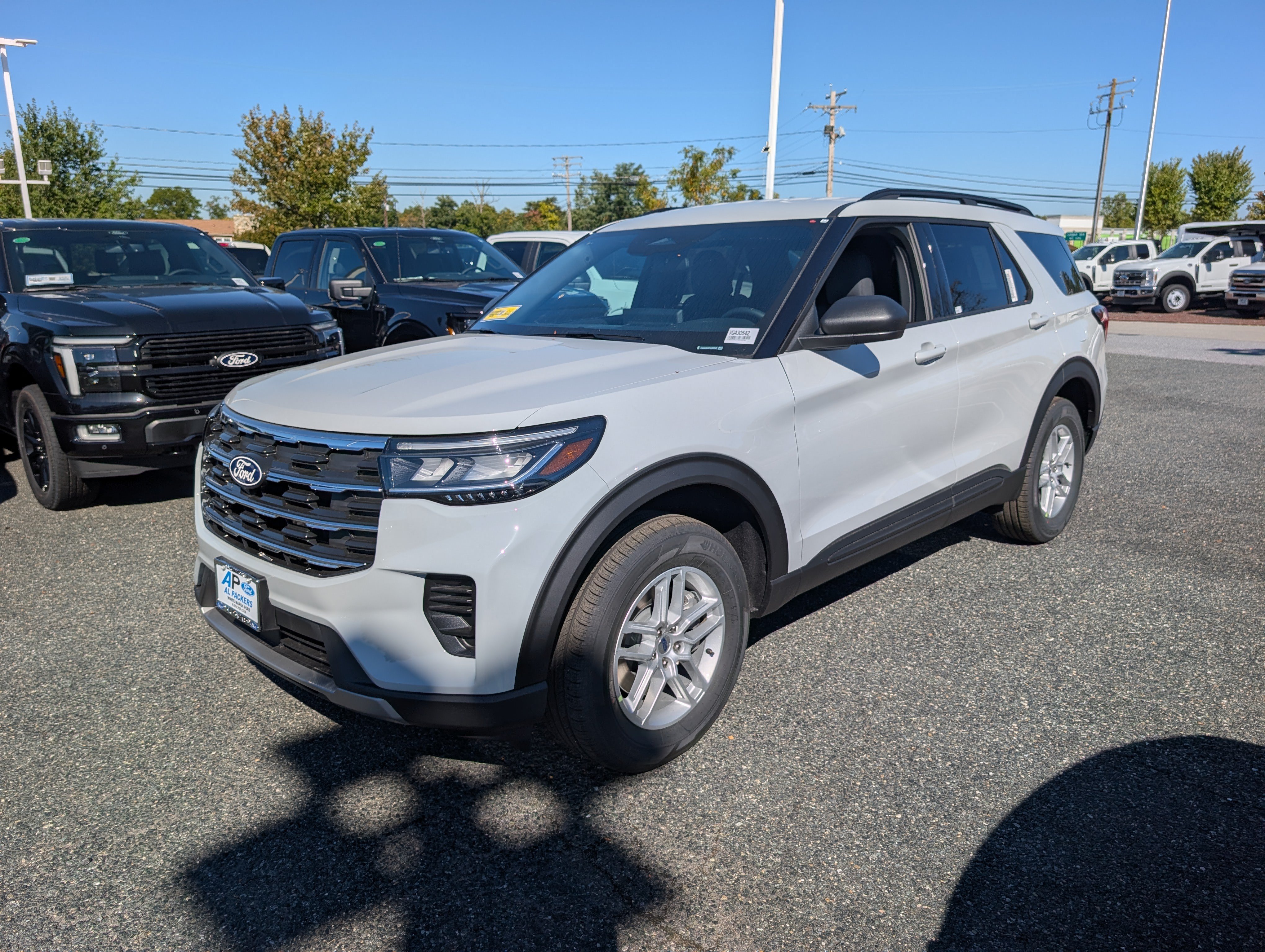 New 2027 Ford Explorer Active AWD/4WD image 4