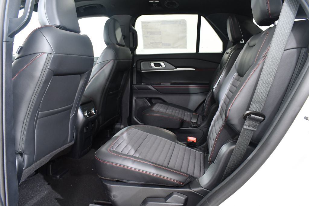 New 2026 Ford Explorer ST-Line AWD/4WD image 16