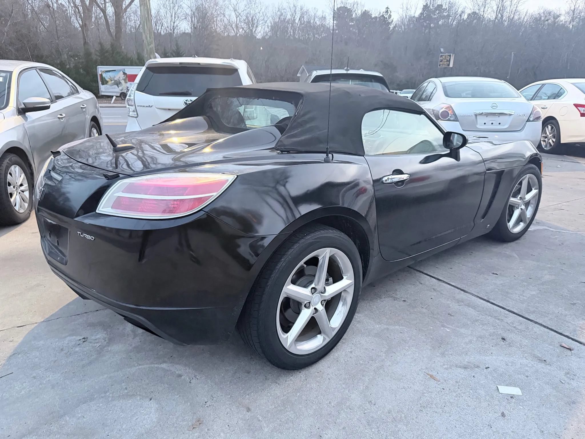 Used 2008 Saturn Sky Red Line RWD image 4