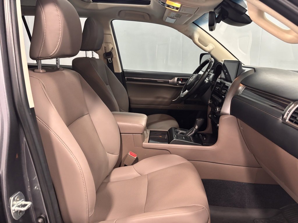 Used 2023 Lexus GX 460 Premium image 18