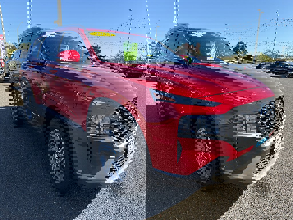 Used 2023 Hyundai Santa Fe SEL image 3