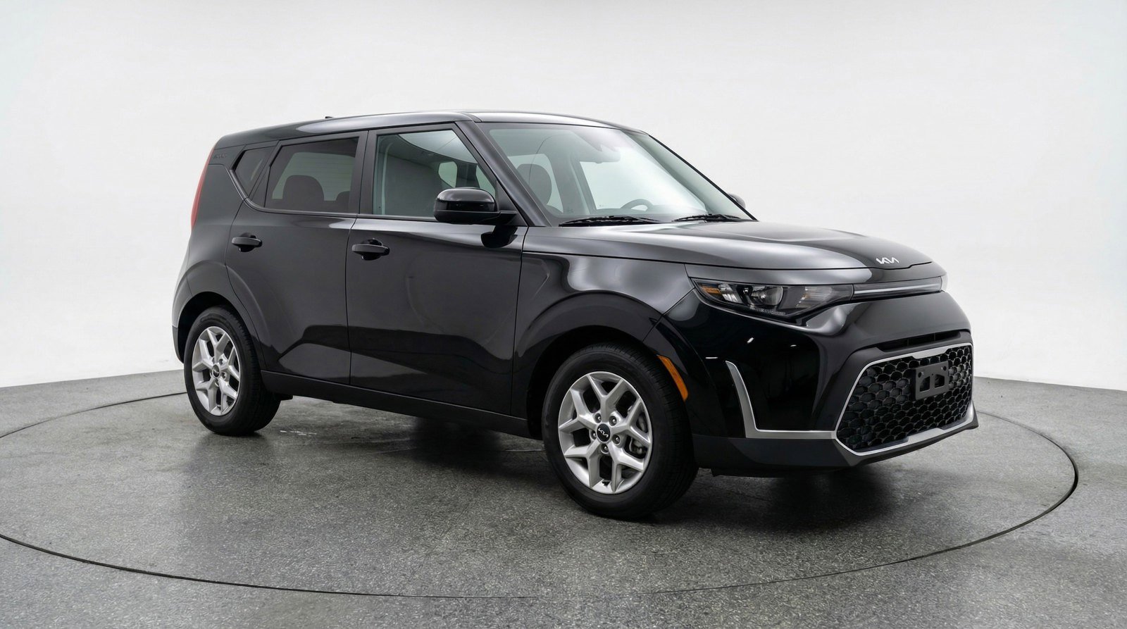 Used 2025 Kia Soul LX w/ LX Technology Package