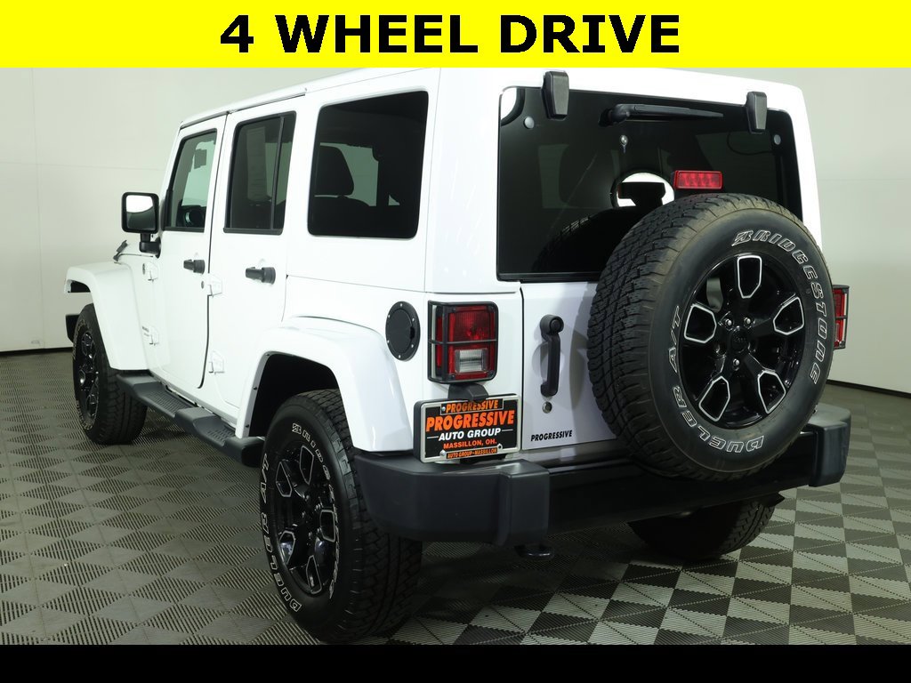 Used 2018 Jeep Wrangler Unlimited Sahara image 4