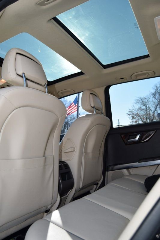 Used 2013 Mercedes-Benz GLK 350 4MATIC image 29
