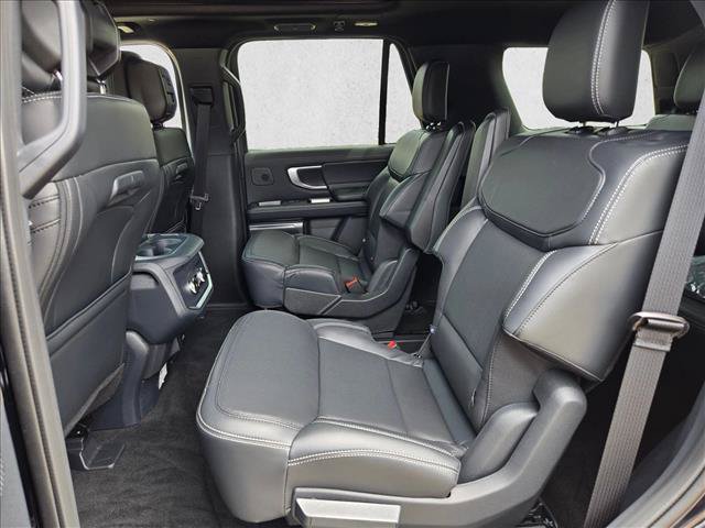 New 2027 Ford Expedition Platinum w/ Stealth Performance Package AWD/4WD image 16