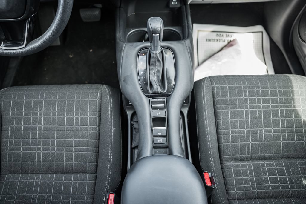 Used 2023 Honda HR-V LX image 23