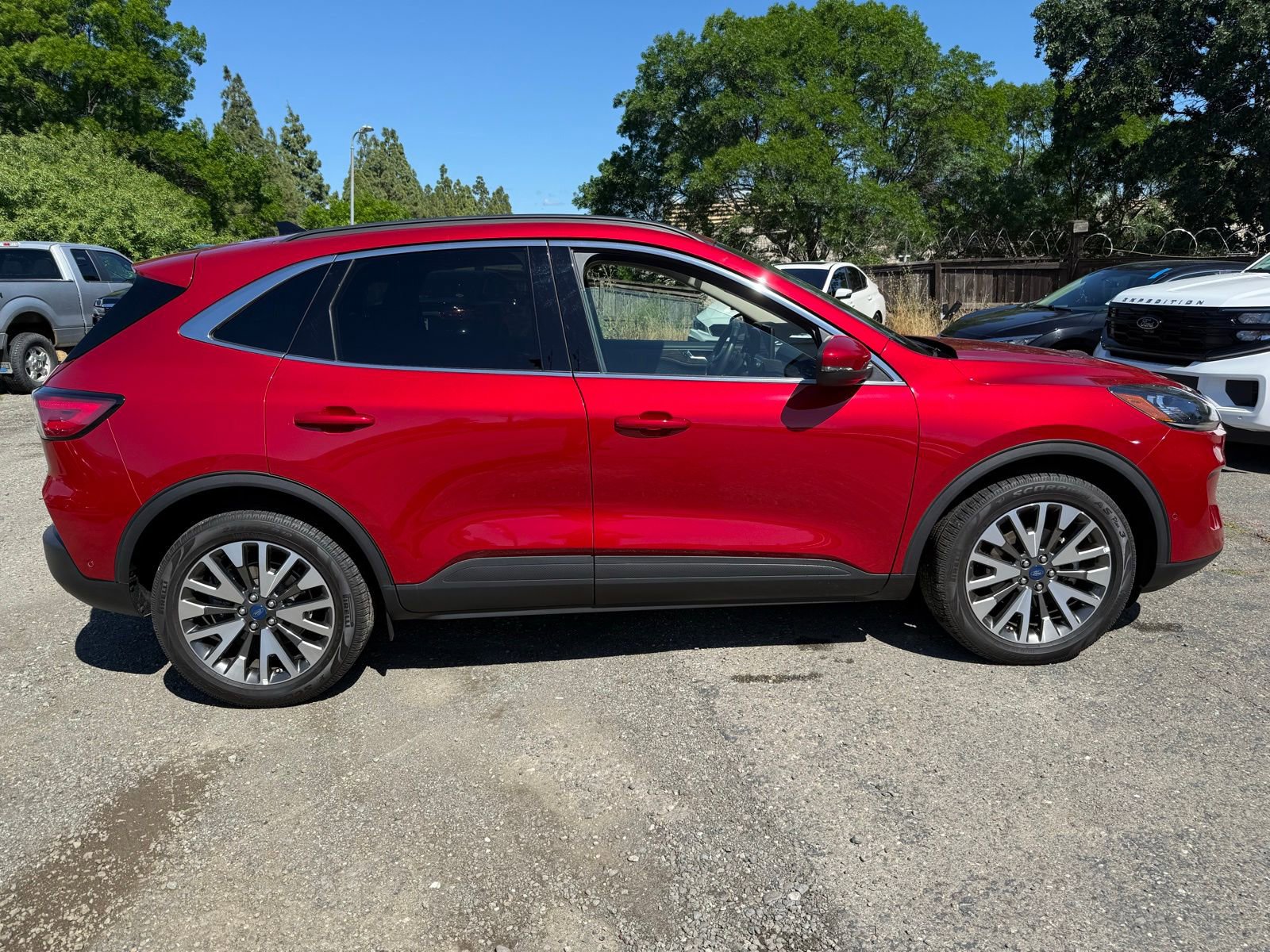 Certified 2020 Ford Escape Titanium image 7