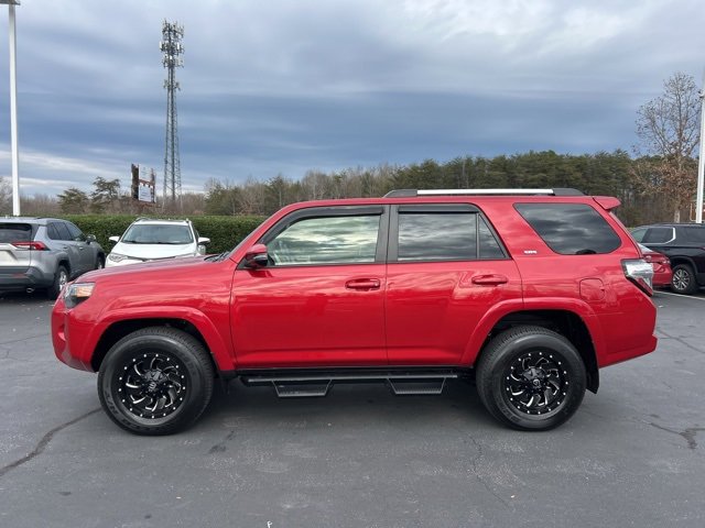 Used 2023 Toyota 4Runner SR5 Premium image 9