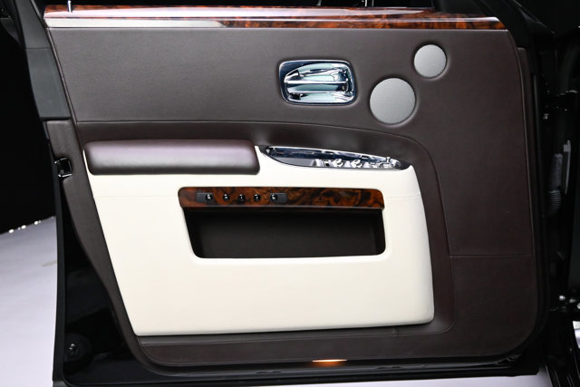 Used 2012 Rolls-Royce Ghost RWD image 52