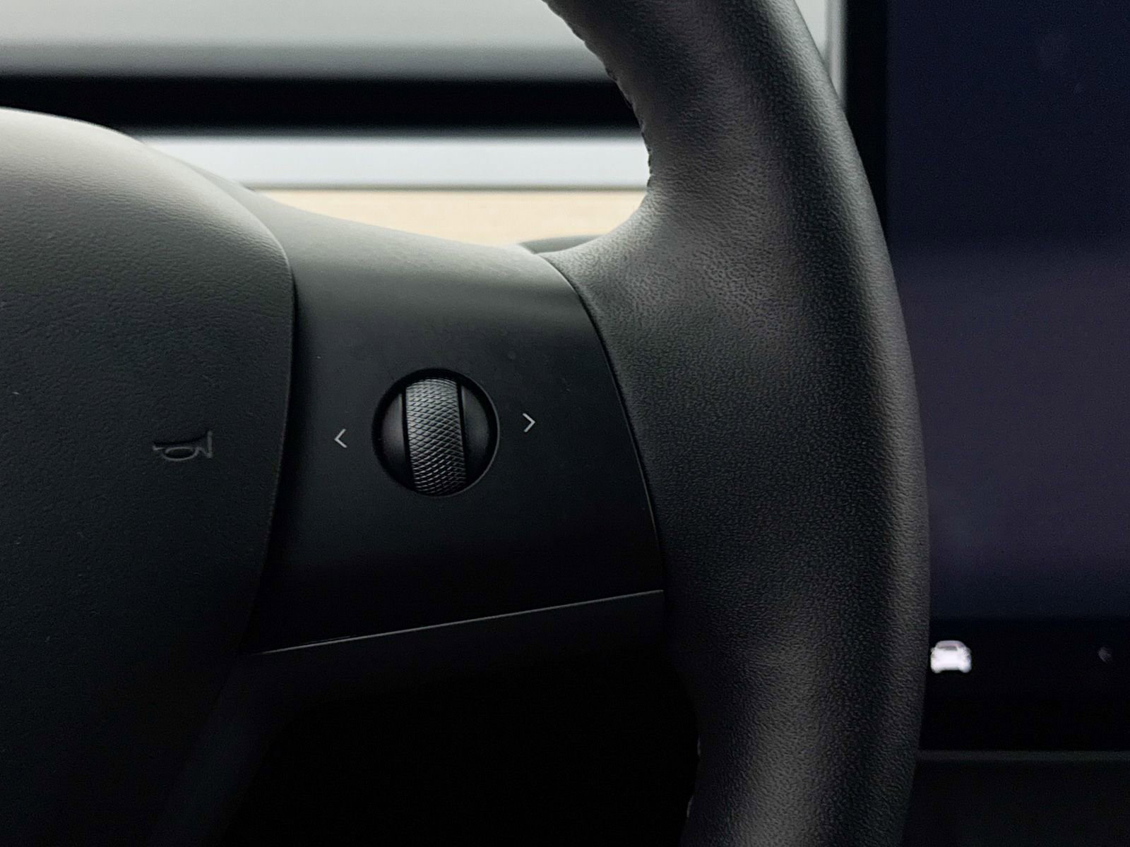 Used 2023 Tesla Model 3 Long Range image 39