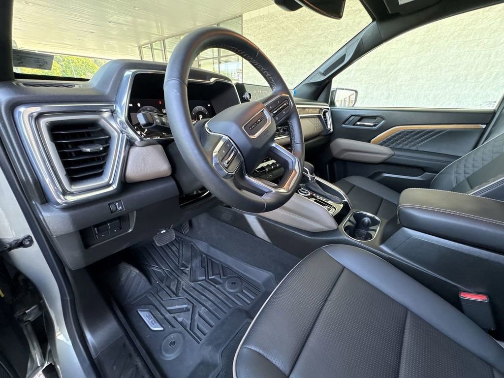 Certified 2024 GMC Canyon Denali AWD/4WD image 10