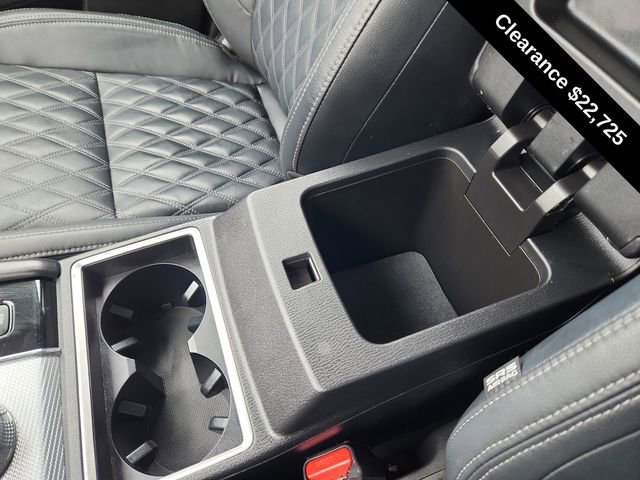 Used 2023 Mitsubishi Outlander SEL image 45