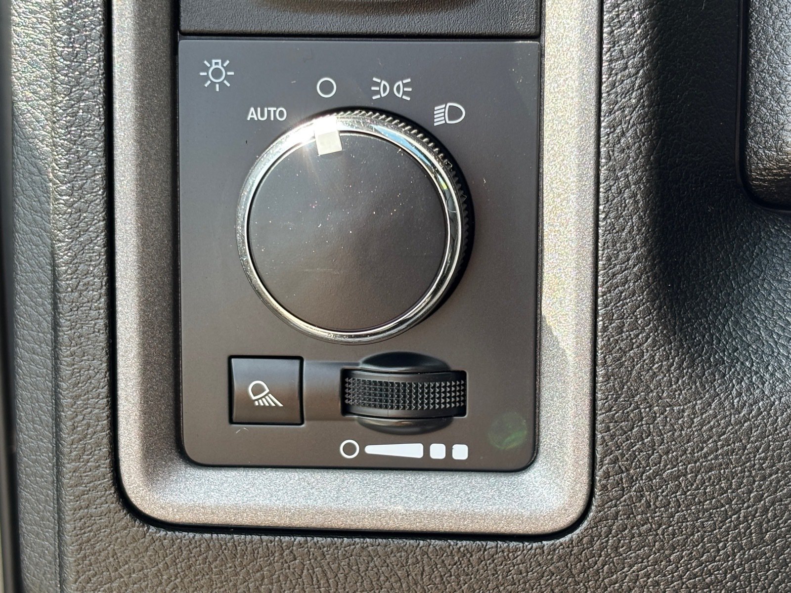 Used 2023 RAM 1500 Tradesman w/ Chrome Plus Package AWD/4WD image 26