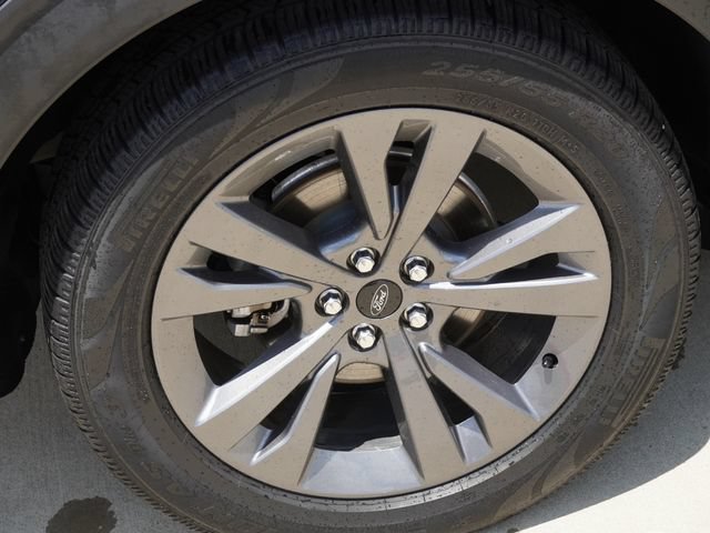 Used 2021 Ford Explorer XLT w/ Equipment Group 202A RWD image 11