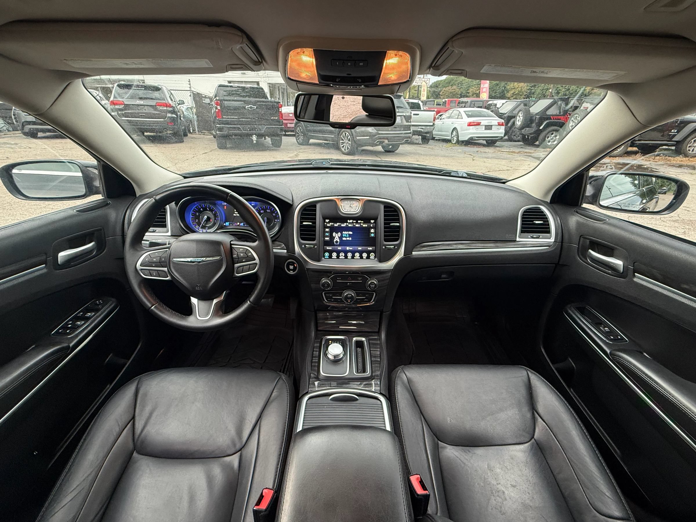 Used 2017 Chrysler 300 Limited w/ Driver Convenience Group AWD/4WD image 13