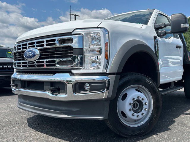 New 2026 Ford F550 4x4 Regular Cab Super Duty image 28