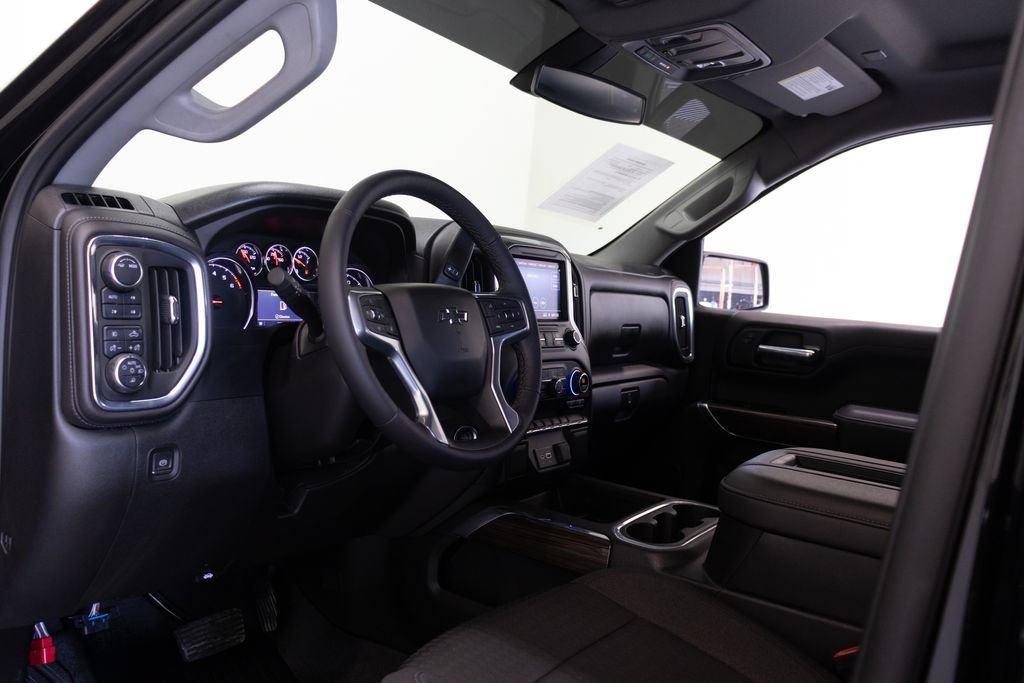 Used 2022 Chevrolet Silverado 1500 LT Trail Boss w/ Safety Package AWD/4WD image 17
