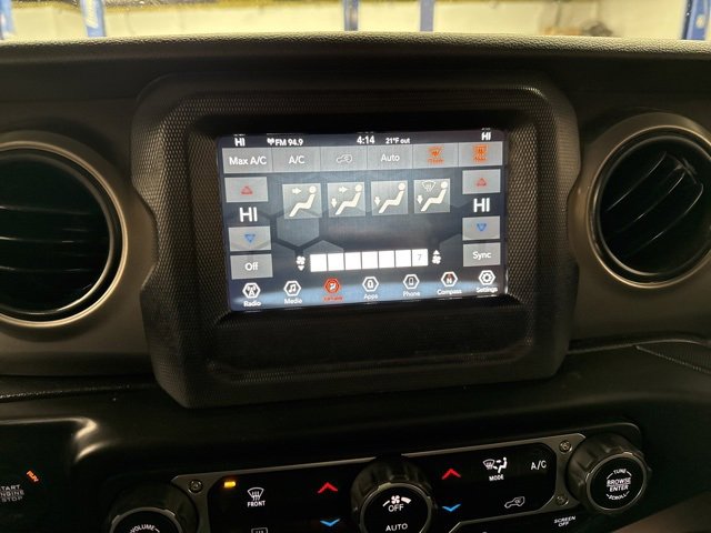 Used 2018 Jeep Wrangler Unlimited Sport S image 32