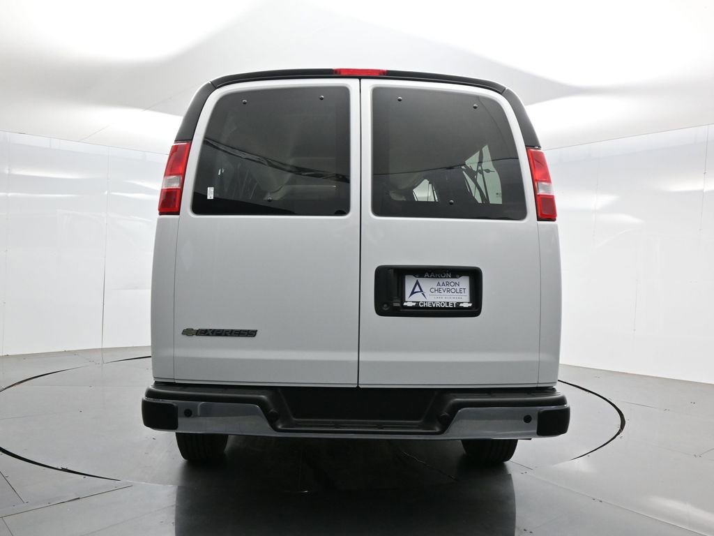 Used 2025 Chevrolet Express 3500 LT w/ LT Preferred Equipment Group RWD image 35