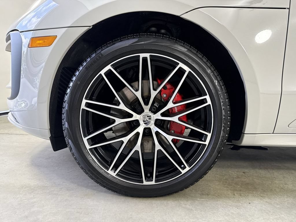 Certified 2025 Porsche Macan S AWD/4WD image 13