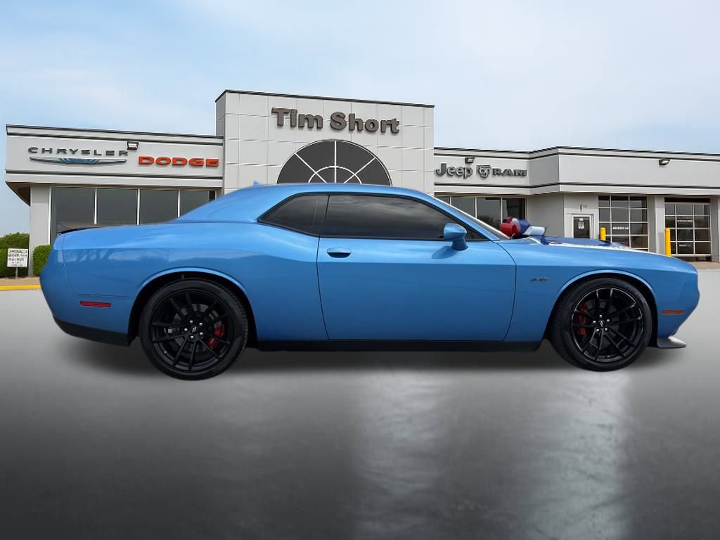 Used 2023 Dodge Challenger R/T w/ Plus Package image 5