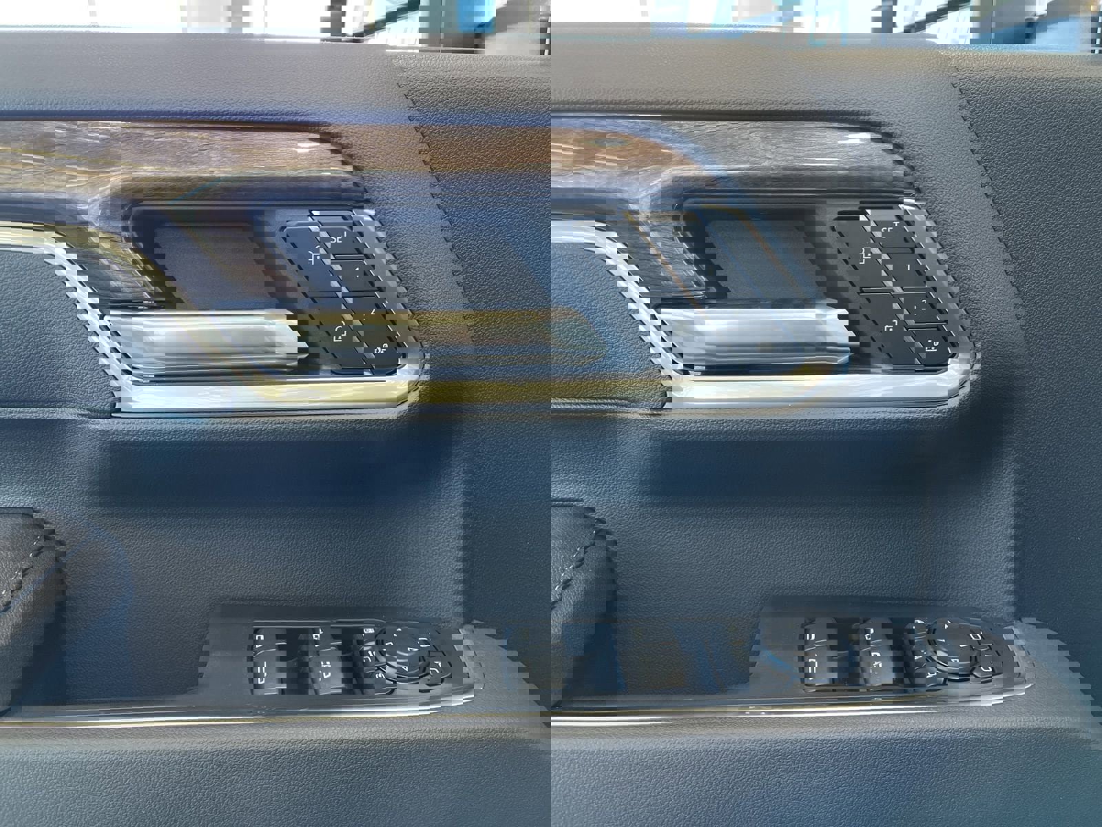 New 2026 Chevrolet Silverado 2500 LTZ w/ Z71 Chrome Sport Edition image 23