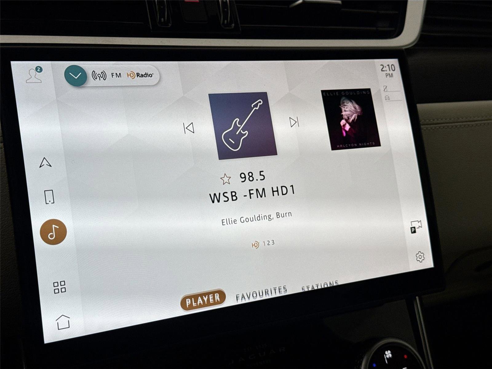 Used 2024 Jaguar XF R-Dynamic SE image 24