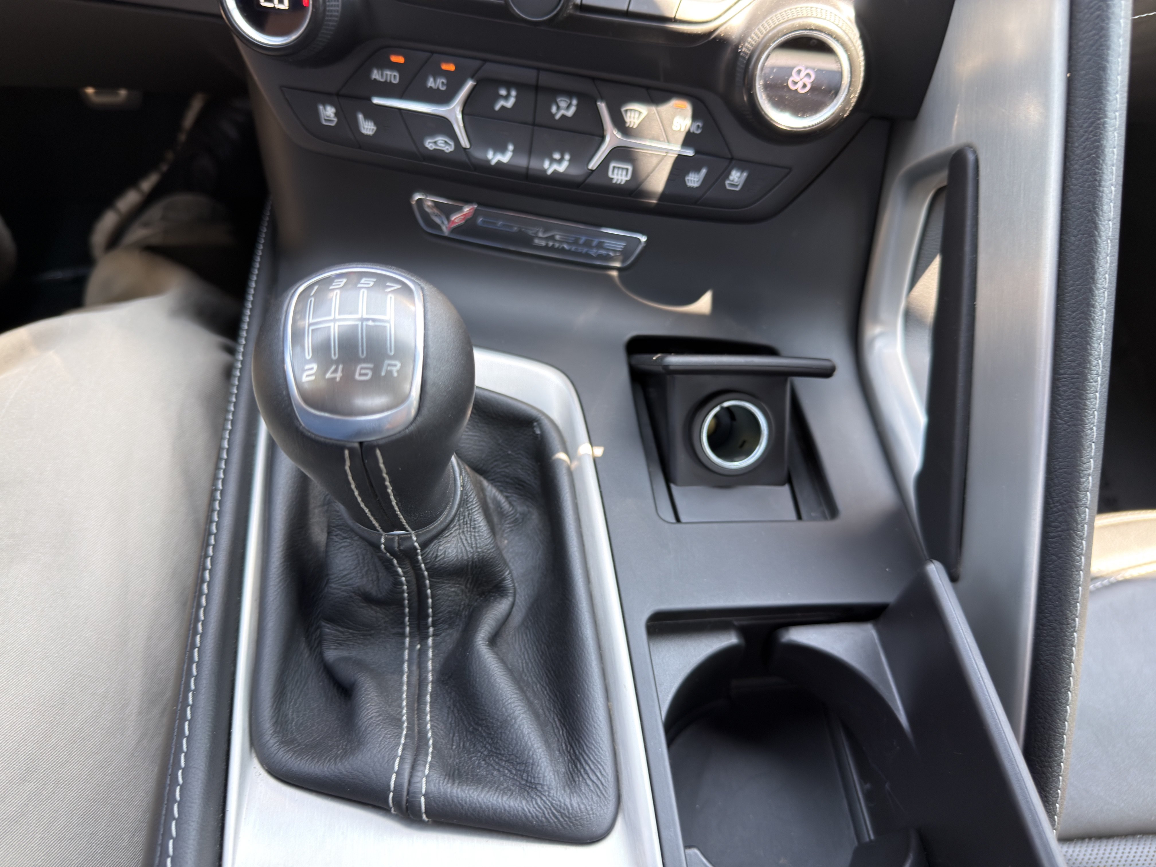 Used 2014 Chevrolet Corvette Stingray Convertible w/ 2LT Preferred Equipment Group RWD image 36