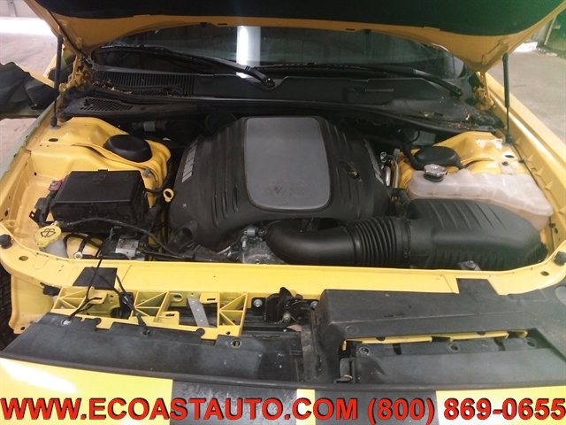 Used 2018 Dodge Challenger R/T w/ Driver Convenience Group RWD image 9