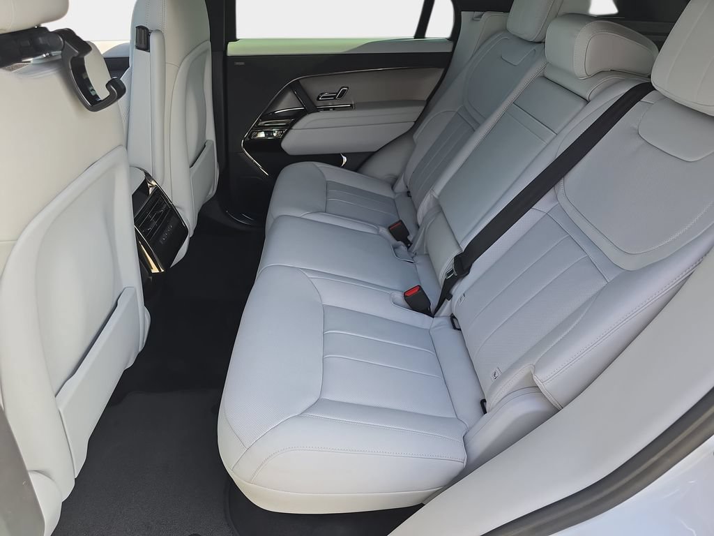 New 2027 Land Rover Range Rover Sport SE AWD/4WD image 16