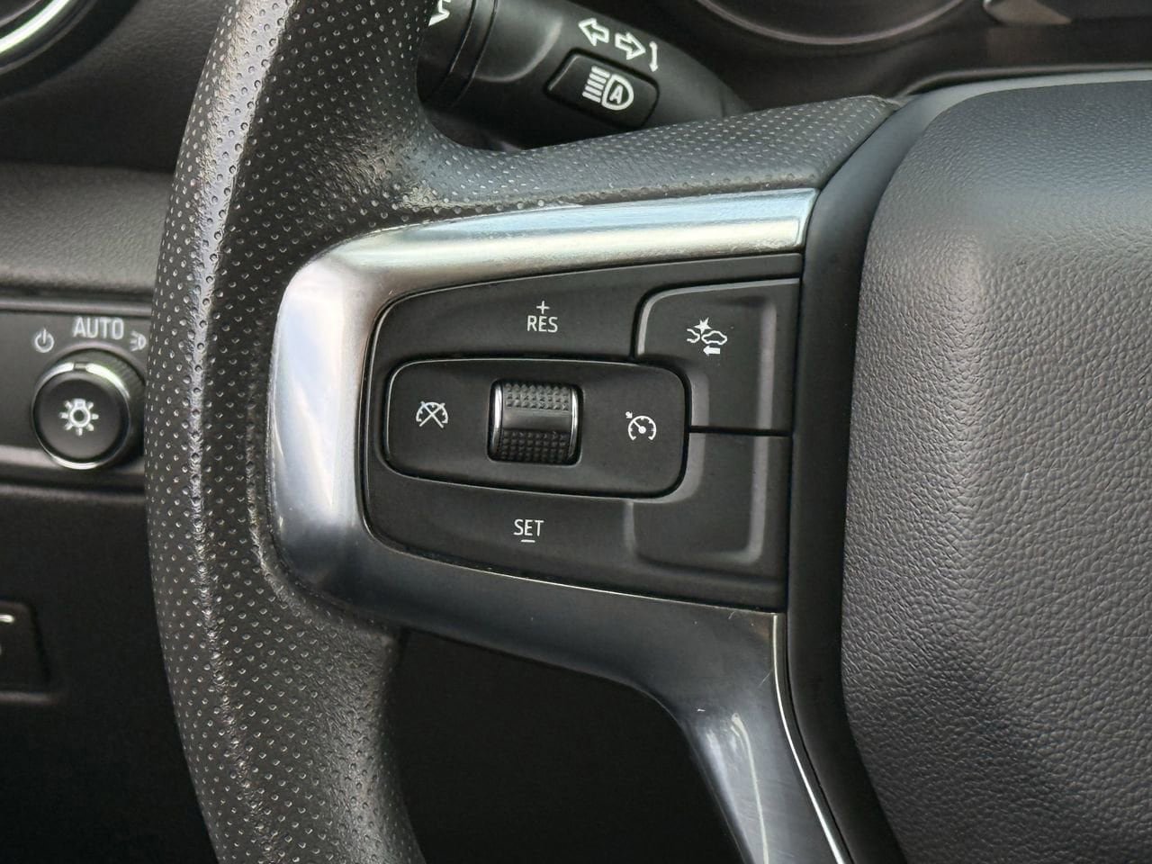 Certified 2025 Chevrolet Blazer LT AWD/4WD image 13