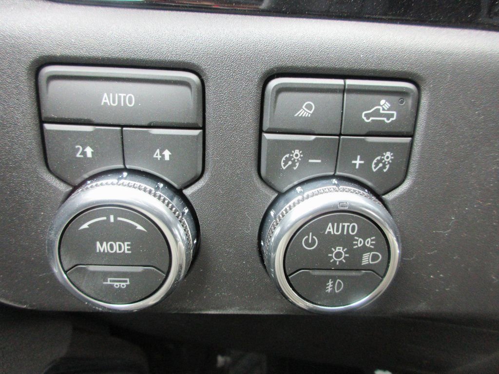 New 2026 GMC Sierra 1500 SLT w/ SLT Premium Plus Package image 17