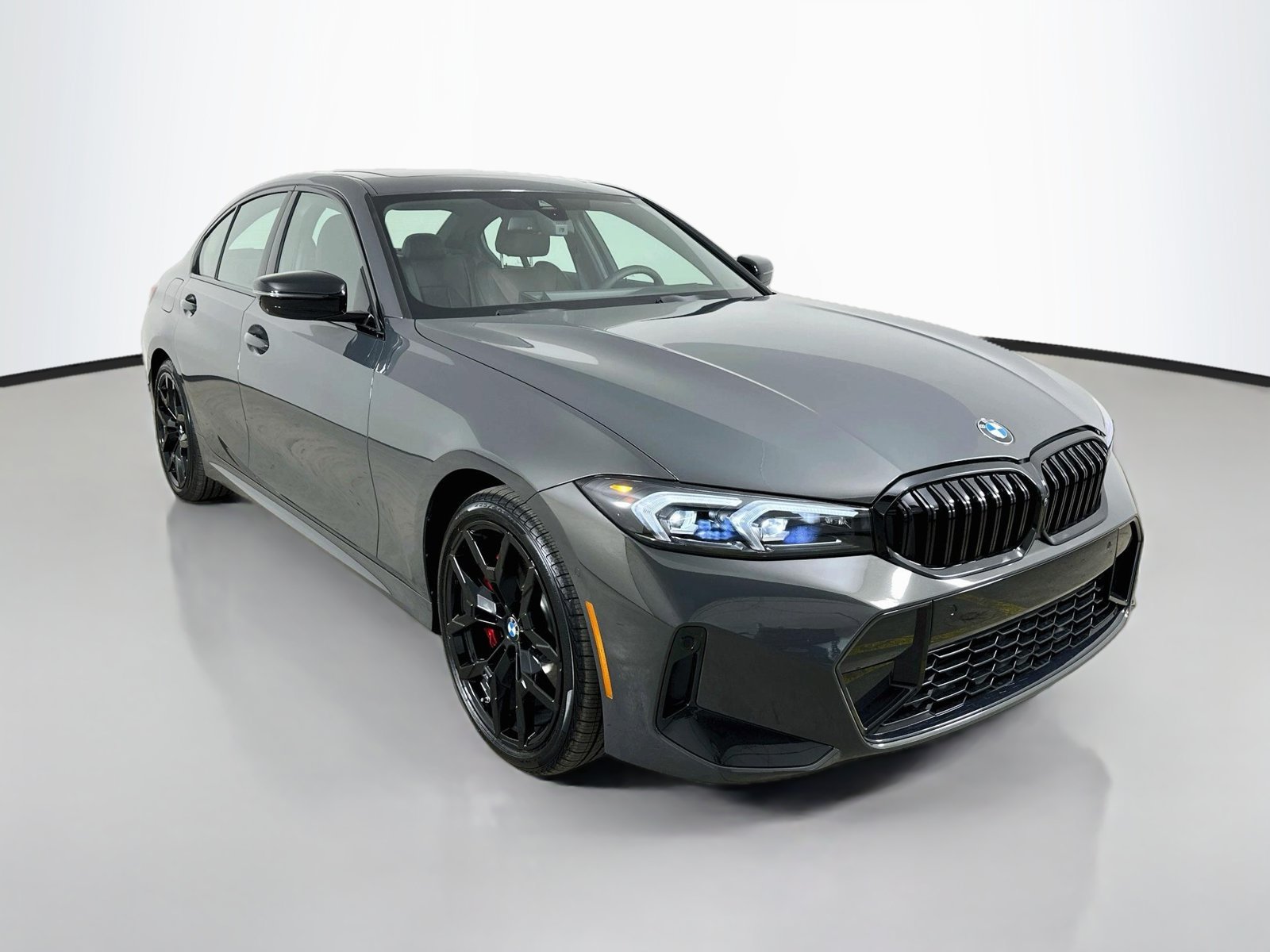 New 2026 BMW 330i xDrive Sedan w/ M Sport Package AWD/4WD image 3