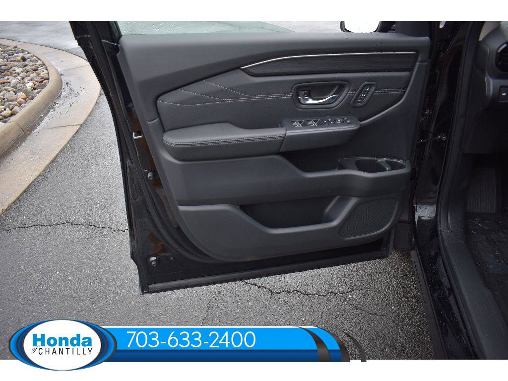 New 2026 Honda Pilot Touring image 25