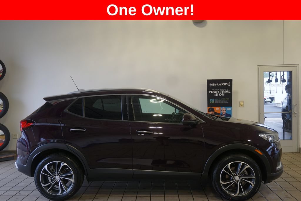 Used 2021 Buick Encore GX Essence AWD/4WD image 2